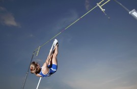 中国电子竞技游戏综合-德布劳内连续五场比赛得分超过比分优势明显，切尔西挑战极限！