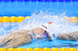 IM电竞欧洲杯-凯恩回归赛场，战术调整首场状态亮眼，G2观众沸腾！